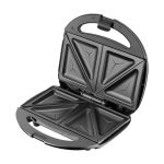 Η τοστιέρα της εταιρείας Sokany με ισχύ 750 Watt μπορεί να ψήσει ταυτόχρονα έως και 2 τόστ. Οι πλάκες της είναι τριγωνικές