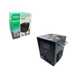 Δώστε εντυπωσιακή ατμόσφαιρα σε κάθε εκδήλωση με τη μηχανή εφέ σπινθήρων Pemin PM-5023! Εξοπλισμένη με διπλό μοτέρ και φωτισμό LED