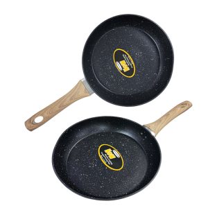 <p class="main">Το τηγάνι  είναι κατασκευασμένο από αλουμίνιο