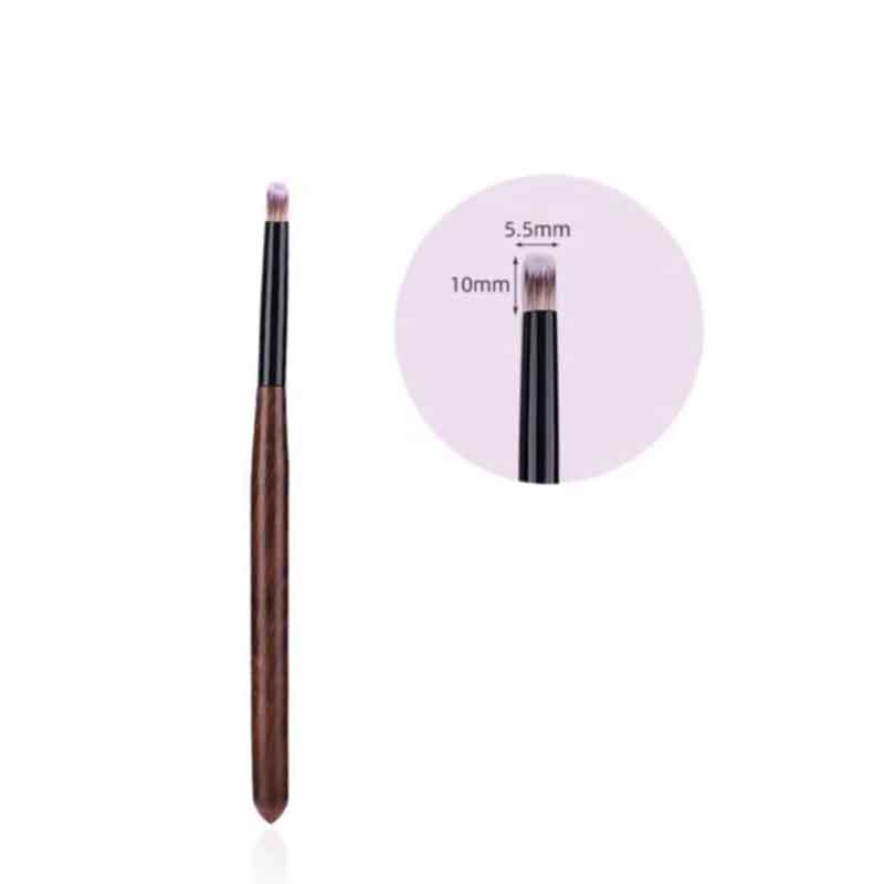 Διαθέτουν ξύλινη εργονομική λαβή και λεπτές