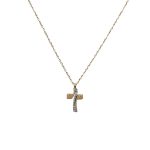 <p data-start="110" data-end="405">Κομψό ατσάλινο κολιέ με μικρά κρεμαστά μοτίφ τριφυλλιού σε χρυσή απόχρωση. Διακριτικό και μοντέρνο