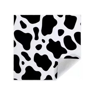 Η προστατευτική πετσέτα περιποίησης είναι το ιδανικό αξεσουάρ για τον καλλωπισμό της γάτας σας. Είτε θέλετε να της χορηγήσετε κάποιο φάρμακο